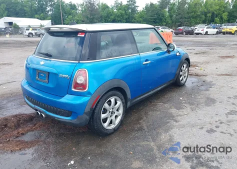 2010 Mini Cooper S from USA, damaged, VIN WMWMF7C55ATW88946